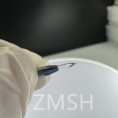 Saphir-Messer für medizinische Geräte Präzisionsschneiden O Chipping unter dem Mikroskop