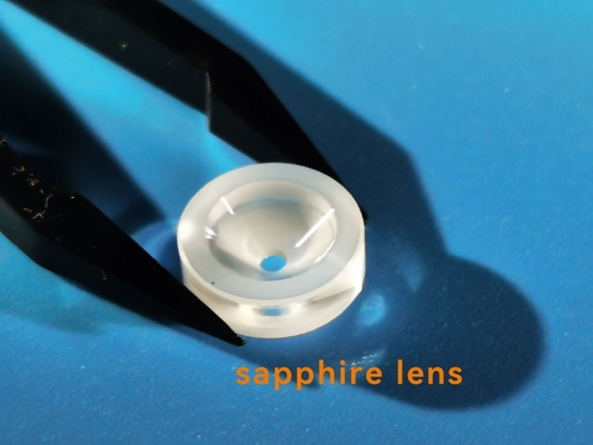 Fächerförmiger Polier-/unpolierter einzelner Kristall Sapphire Lens Glasses Als 2O3