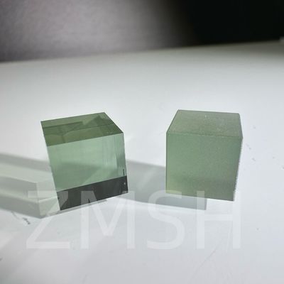 Künstlicher Anbau Doped Farbe Saphir AL2O3 kundenspezifische CZ-Methode Rubin Blau Padparadscha