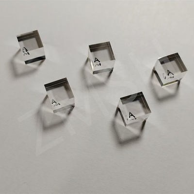 10x10x10mmt Transparente SiC-Optische Linse 4H-SEMI Härte 9,0 angepasste Form