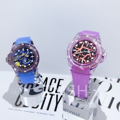 Lab-Grown Gray-Violet Sapphire Watch Case