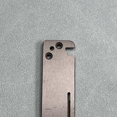 SiC Keramikgabel, speziell gefertigt Präzisionsstrukturkomponente Griff Wafer optische Komponente