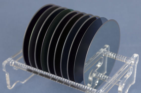 Guter Preis Oblaten-Lithium-Niobat-Dünnfilme 2inch 3inch 4inch LNOI LiNbO3 überlagern auf Silikon-Substrat Online