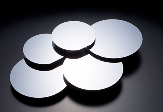 Guter Preis Siliziumwafer 4 Zoll Dicke 500+/-20 Widerstandsfähigkeit 1-10 Ohm·cm Orientierung100 doppelseitige Polierung Online