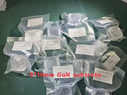 Guter Preis Ein-Achsen-Gallium-Nitrid-Oblate HVPE freier stehender Chip Template 5x5/10x10/5x10 Millimeter Online