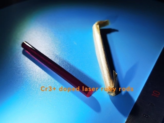 Guter Preis Beschichtender kundengebundener Größen-Laser Sapphire Crystal High Hardness Anti Corrosion Online