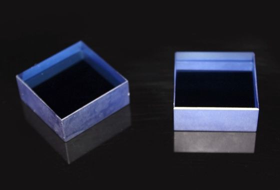 Guter Preis 10x10mm Roter, Grüner und Blauer Saphirblock, Dotierter Künstlicher Saphirkristallblock Online